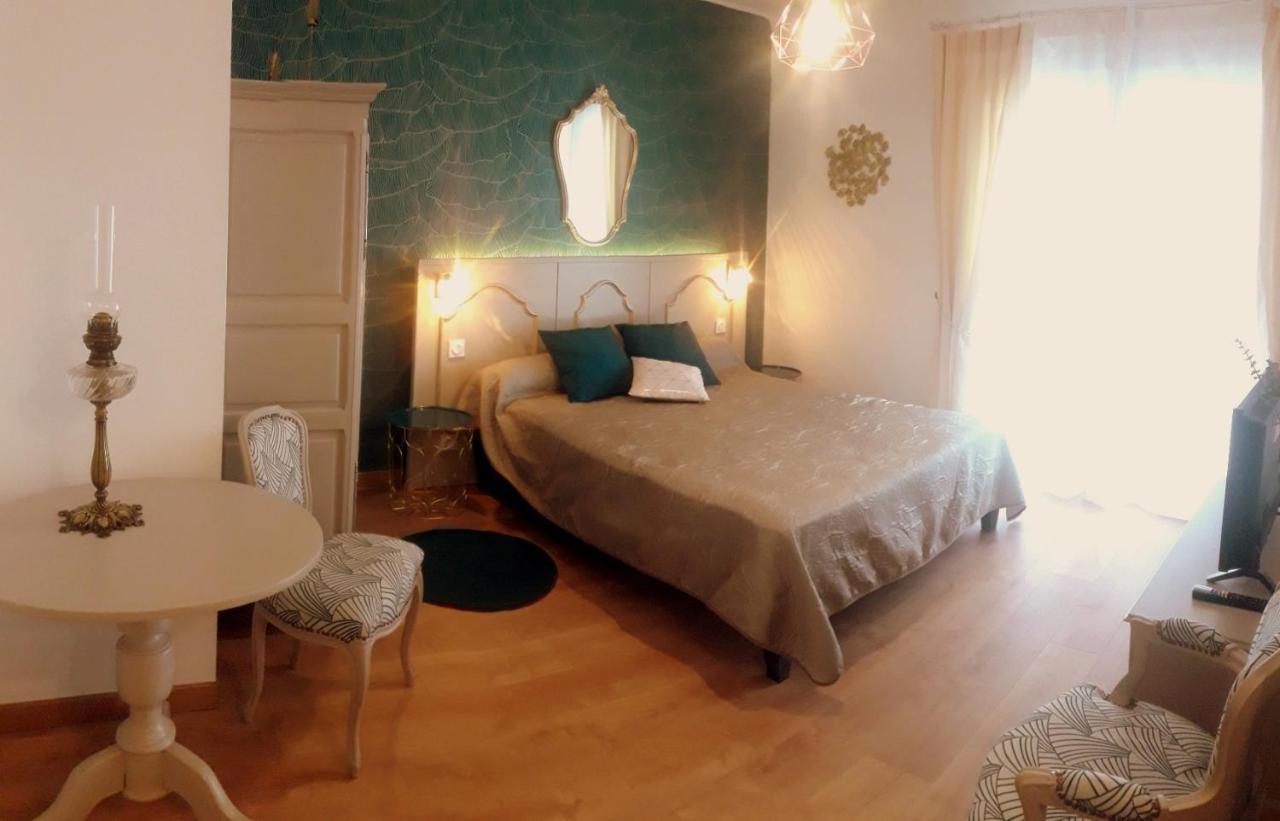 바께이라스 Terre De Bacchus B&B 외부 사진